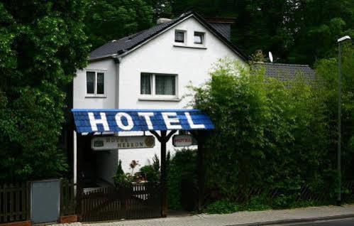 Hotel Kronberg Кронберг им Таунус Екстериор снимка
